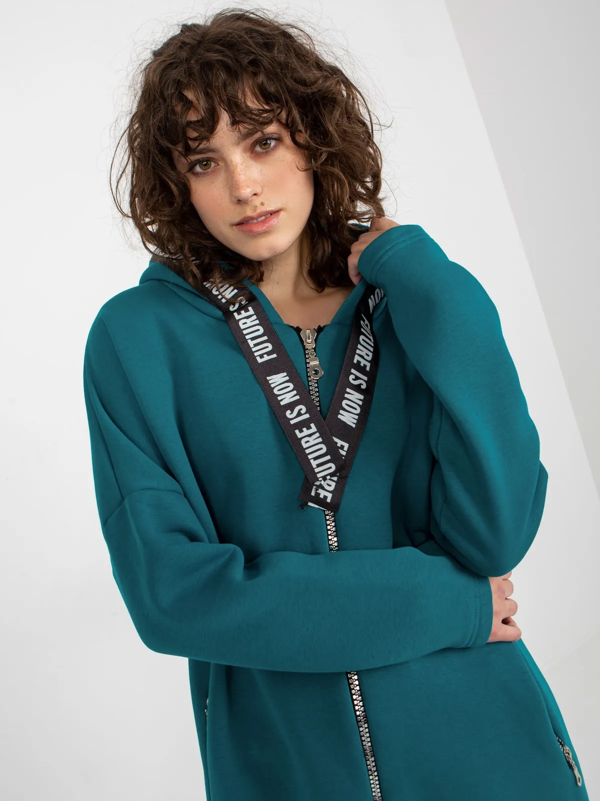 Hurtowna Fuksjowa długa dresowa bluza rozpinana oversize - zdjęcie 1