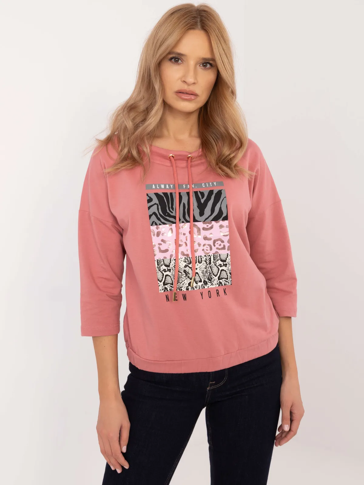 Bluza oversize z printem i ozdobnym wiązaniem - zdjęcie 1