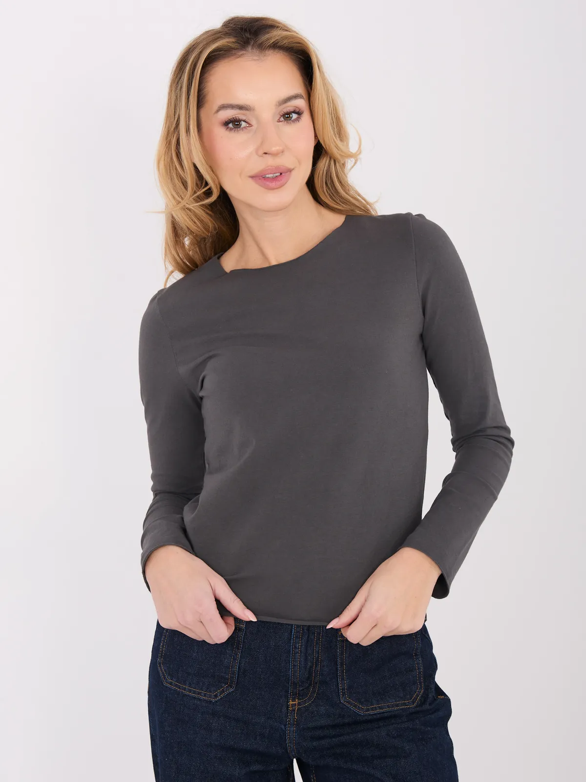 Klasyczna bluzka z długim rękawem typu basic - zdjęcie 1