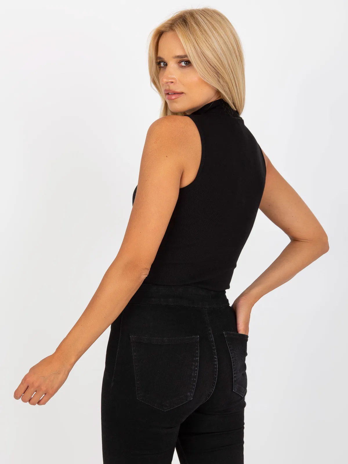 Biały top basic w prążki bez rękawów RUE PARIS - zdjęcie 3