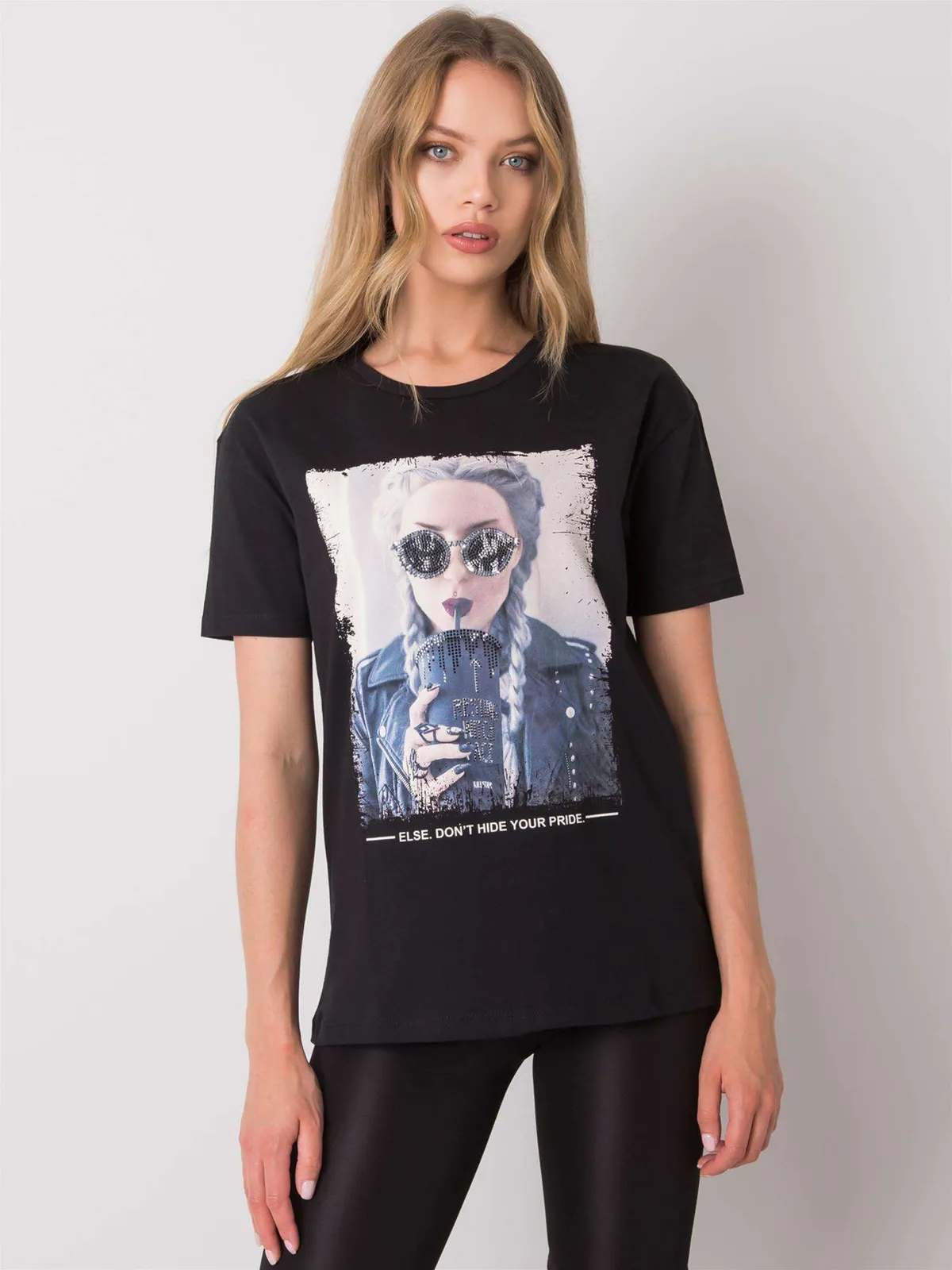 Czarny t-shirt damski bawełniany - zdjęcie 1
