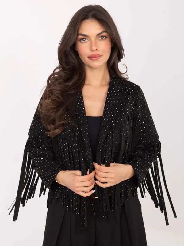 Krótka kurtka z frędzlami w stylu boho