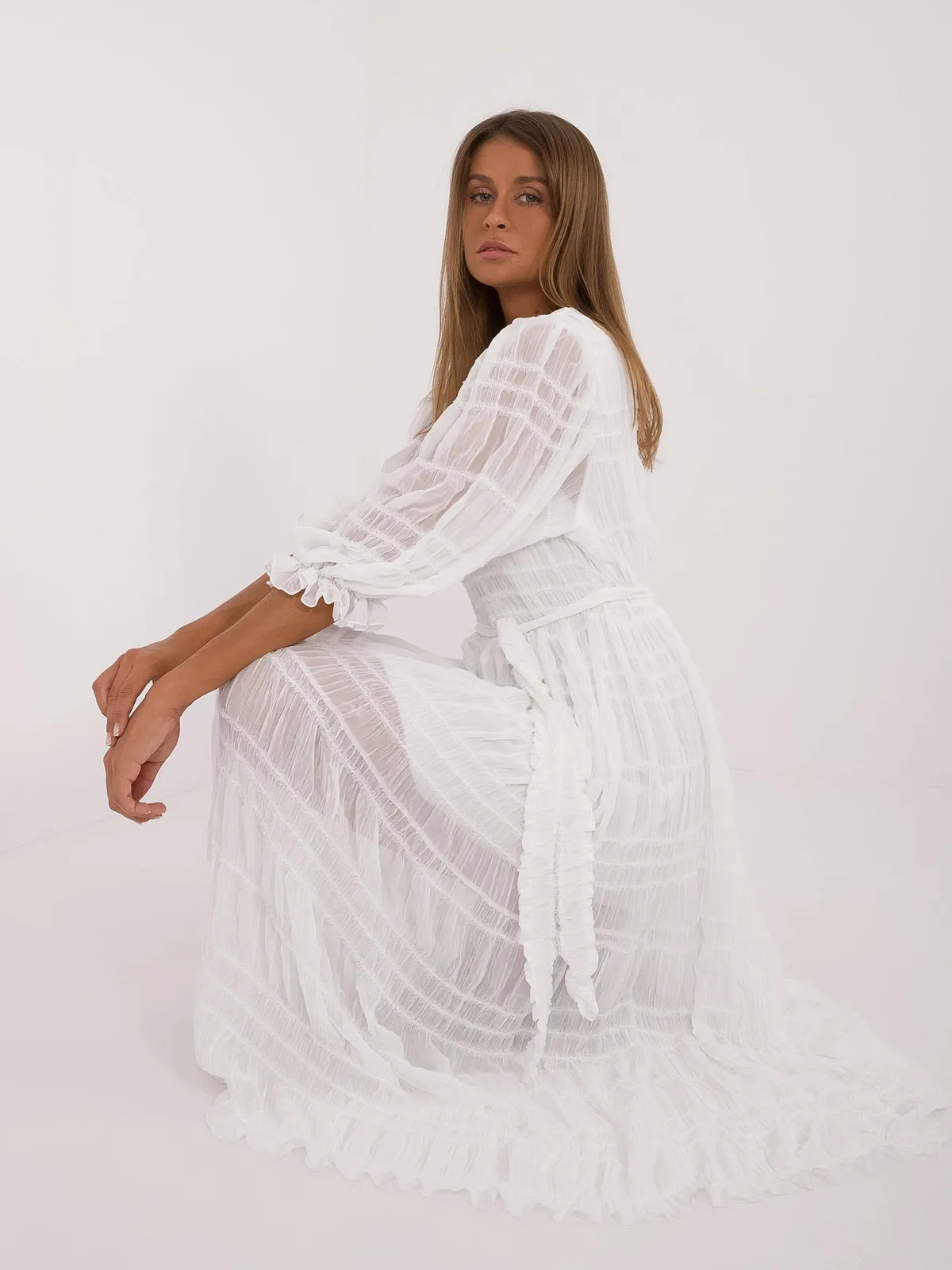 Rozkloszowana sukienka midi o kroju boho - zdjęcie 1