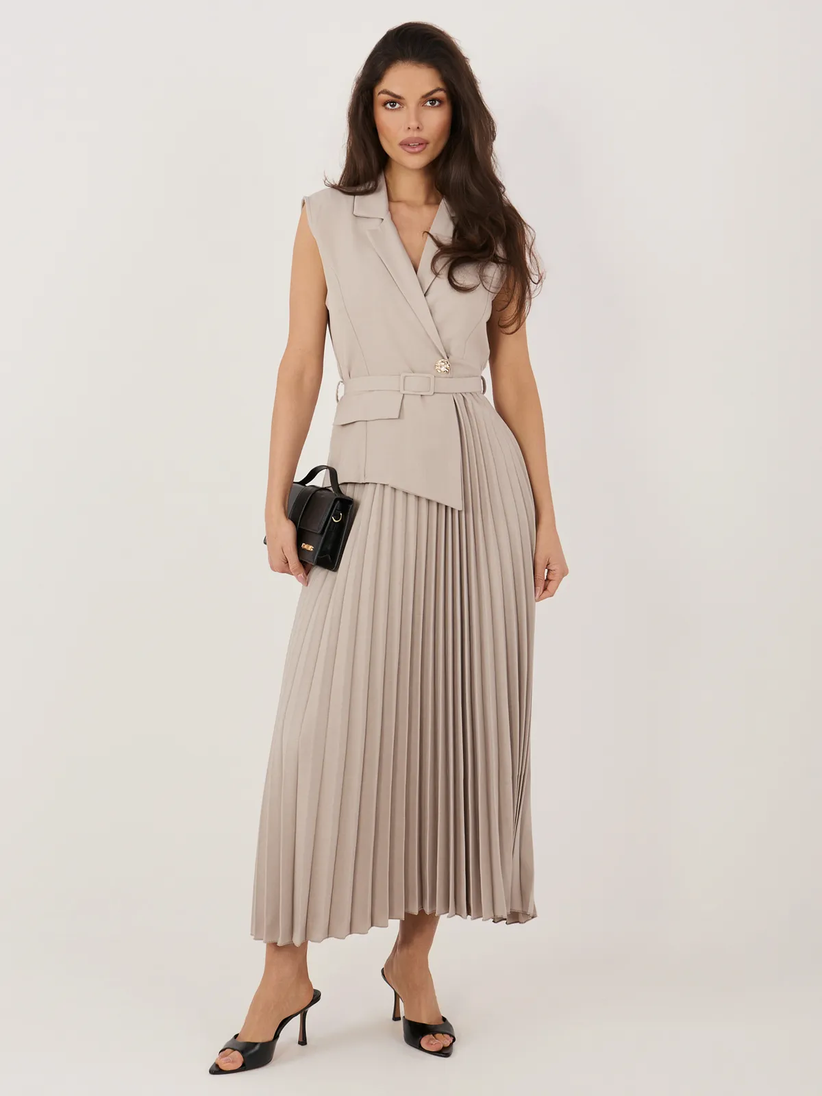 Sukienka wizytowa z plisowanym dołem i paskiem - zdjęcie 1
