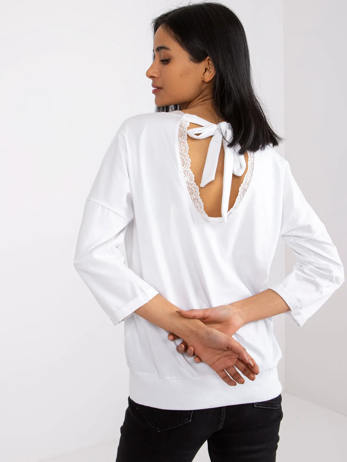 Casualowa bluzka z ozdobnym wiązaniem na plecach - zdjęcie 1