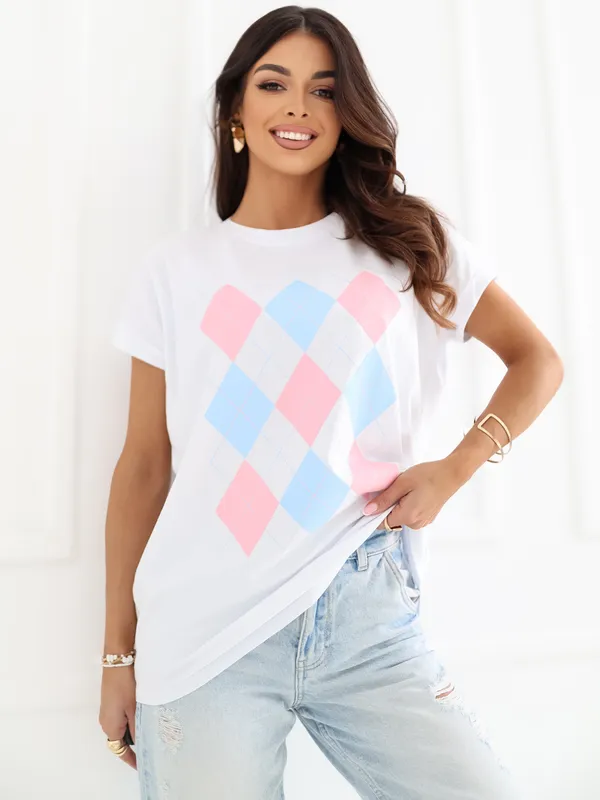 T-shirt oversize z geometrycznym wzorem rombów