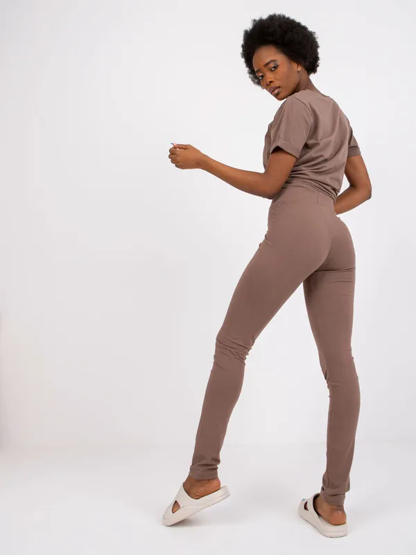 Dopasowane legginsy basic o wysokim stanie