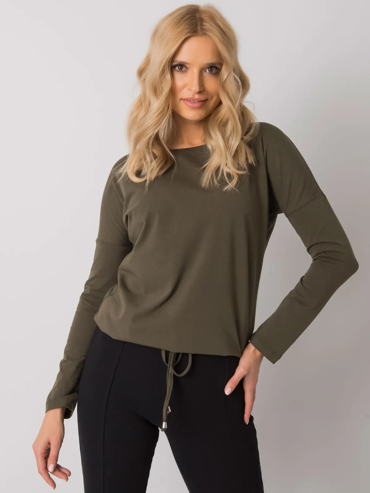 Khaki bluzka basic z długim rękawem - zdjęcie 3