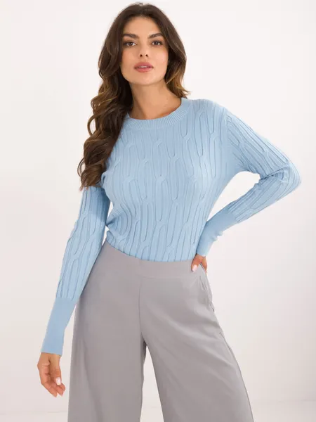 Dopasowany sweter z warkoczowym splotem w stylu casual