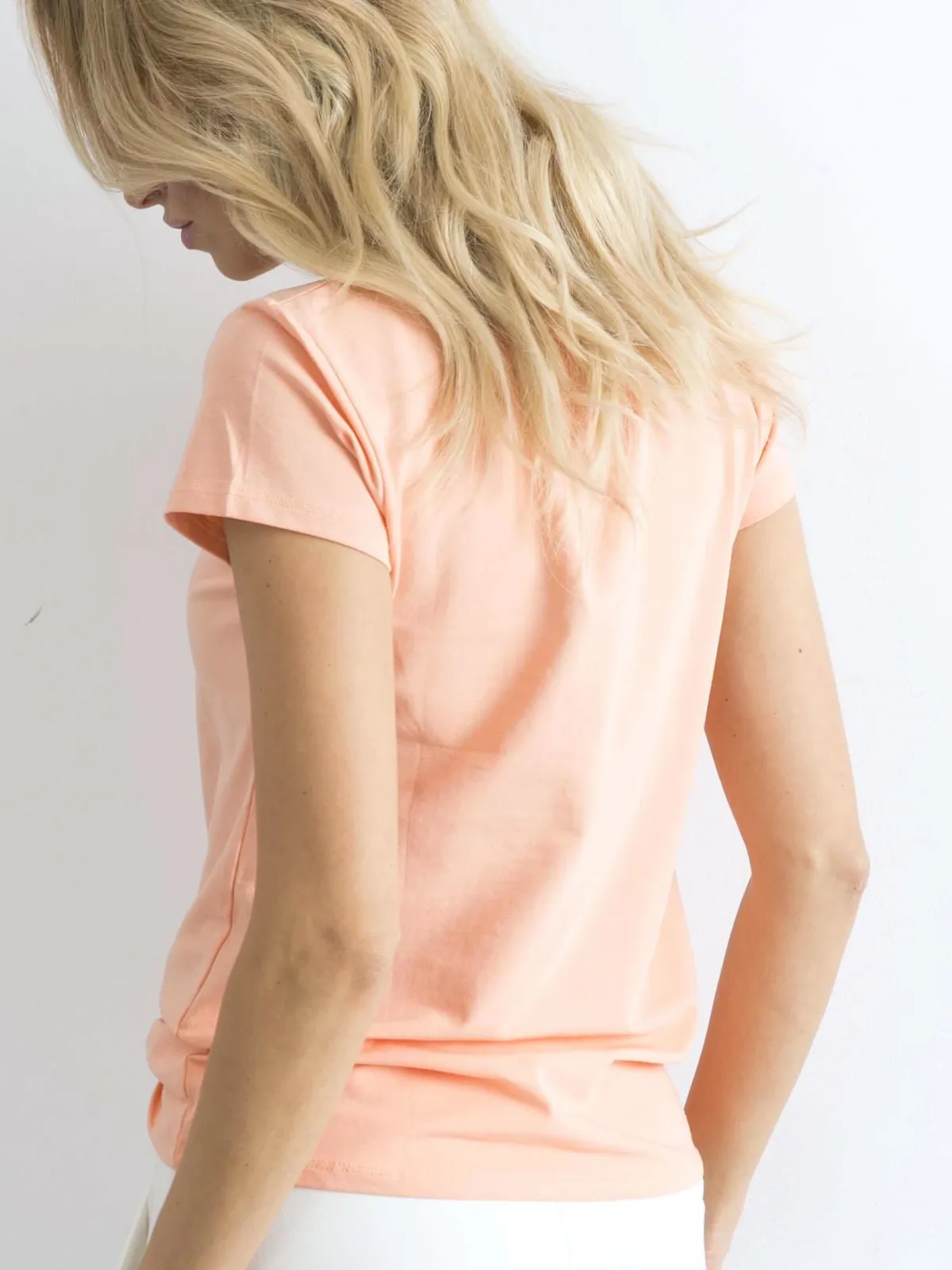 Brzoskwiniowy t-shirt Peachy - zdjęcie 5