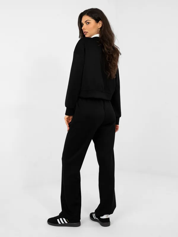 Krótka bluza oversize z kołnierzykiem w stylu preppy - widok 2