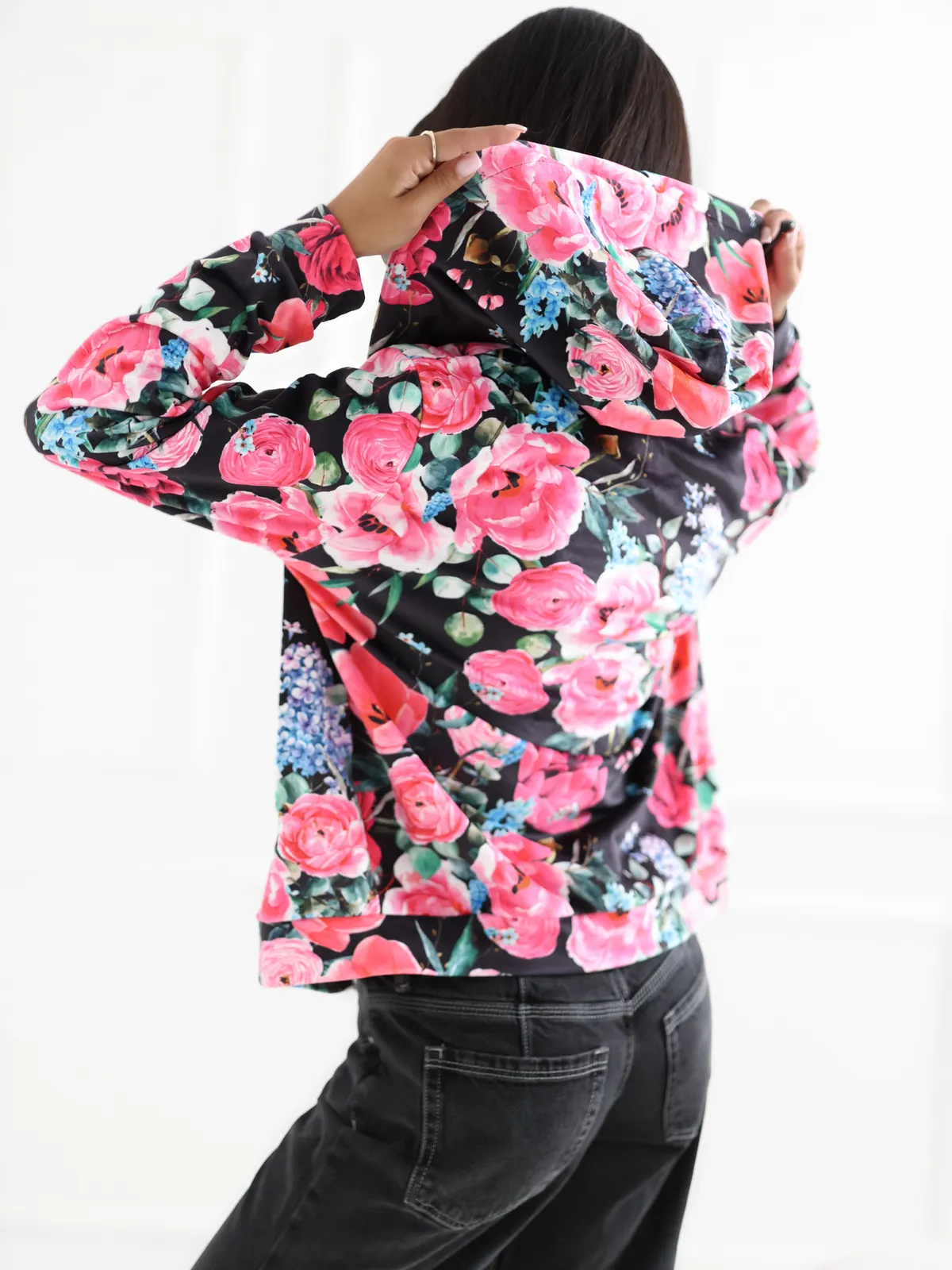 Czarno-różowa rozpinana bluza w kwiaty RUE PARIS - zdjęcie 5