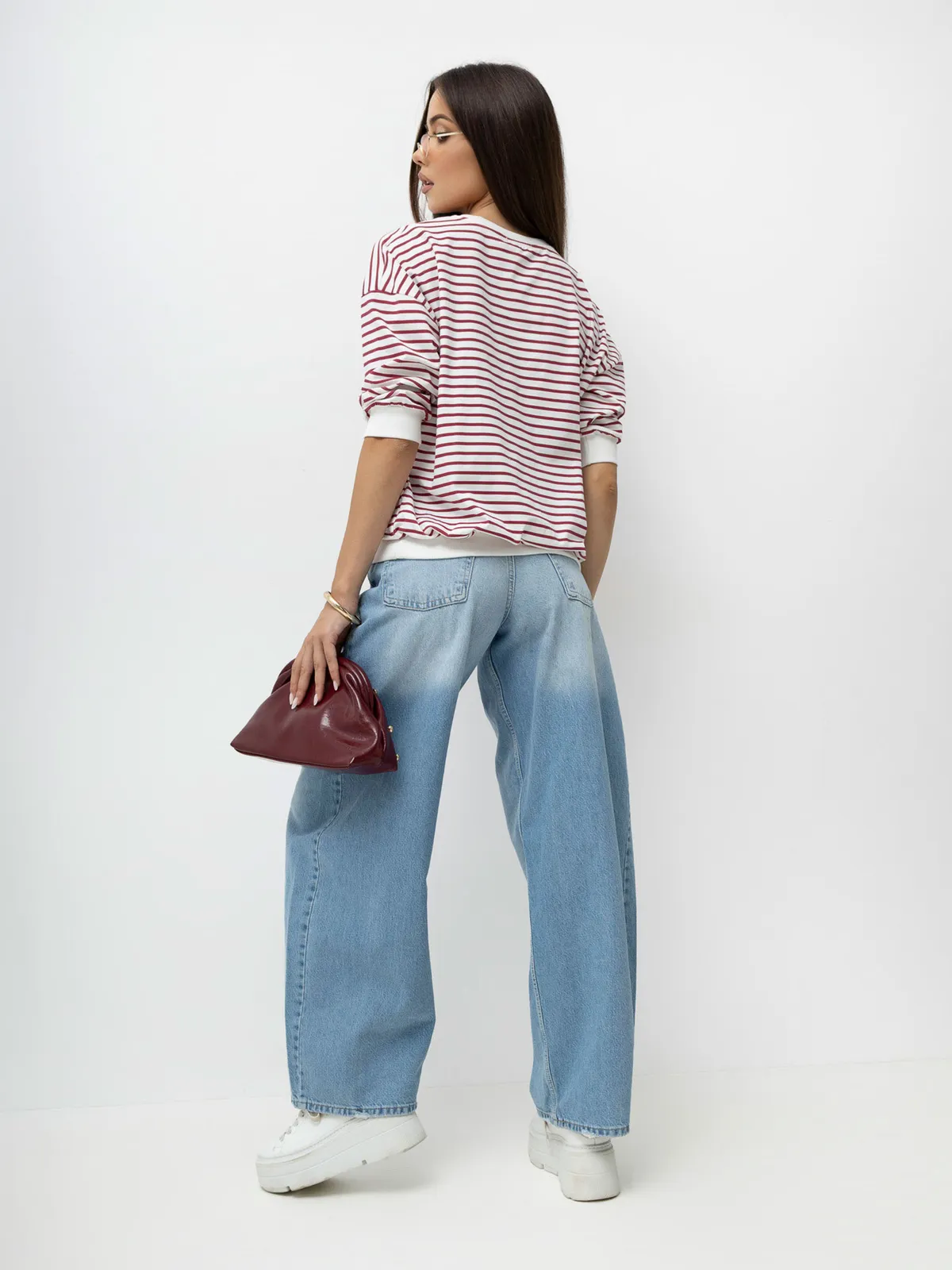 Bluzka oversize w paski z serduszkami - zdjęcie 3
