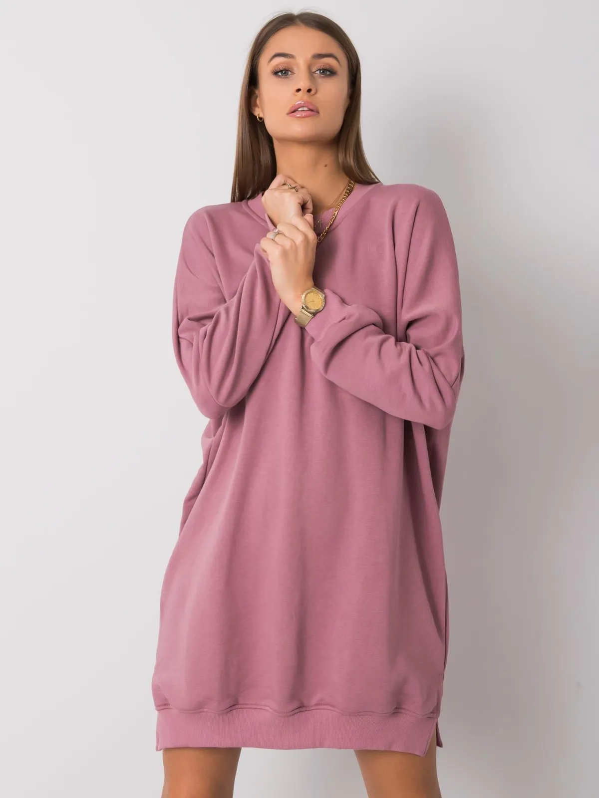 Morska sukienka dresowa oversize - zdjęcie 4