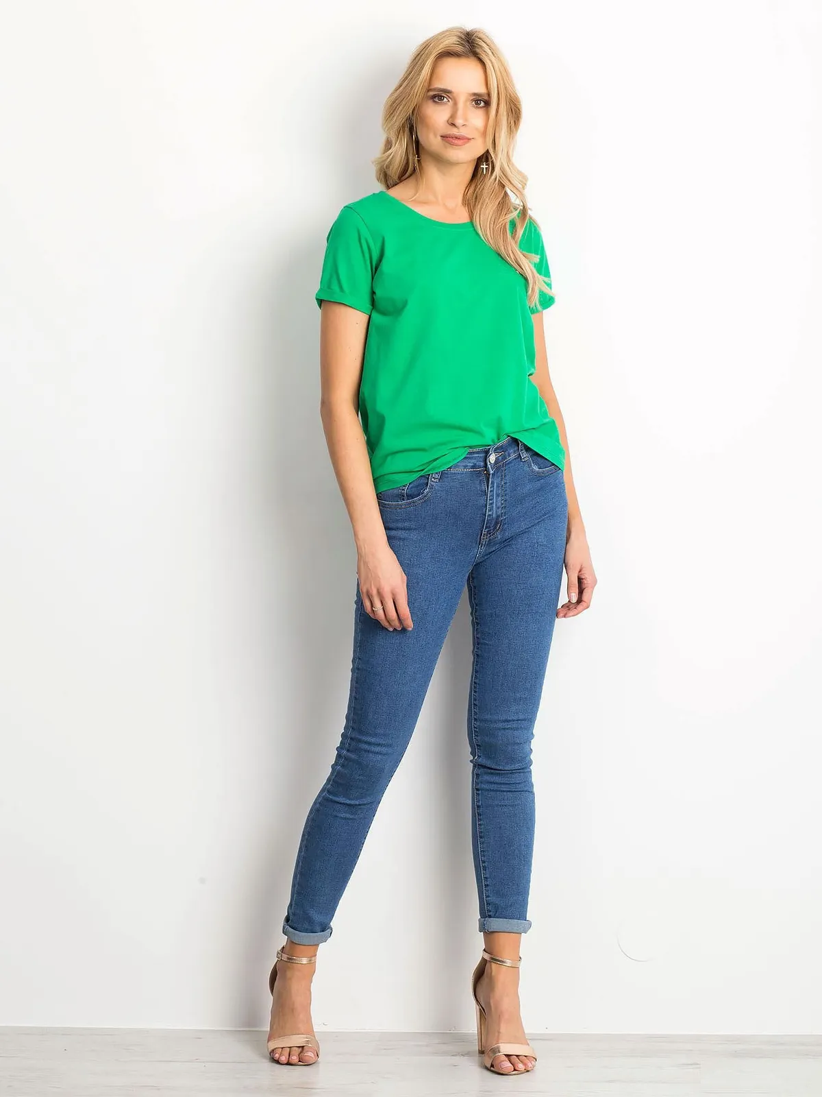 Bawełniany t-shirt damski basic zielony - zdjęcie 5