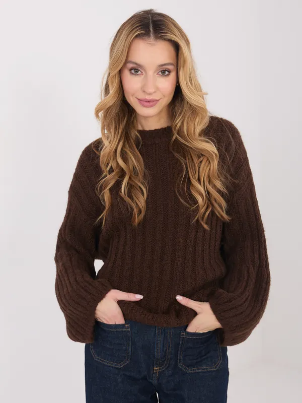 Miękki sweter oversize o swobodnym kroju