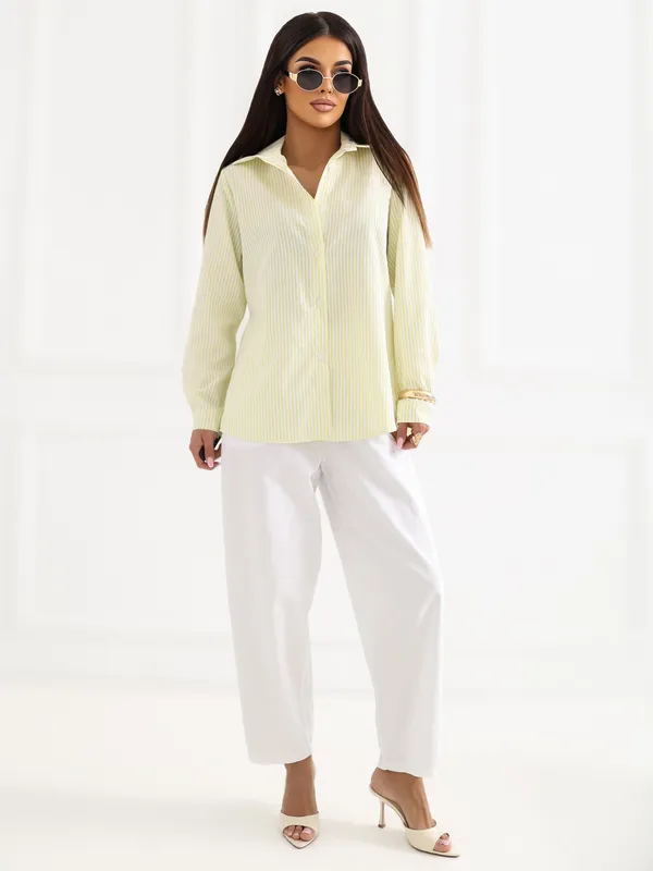 Koszula oversize w pionowe pasy