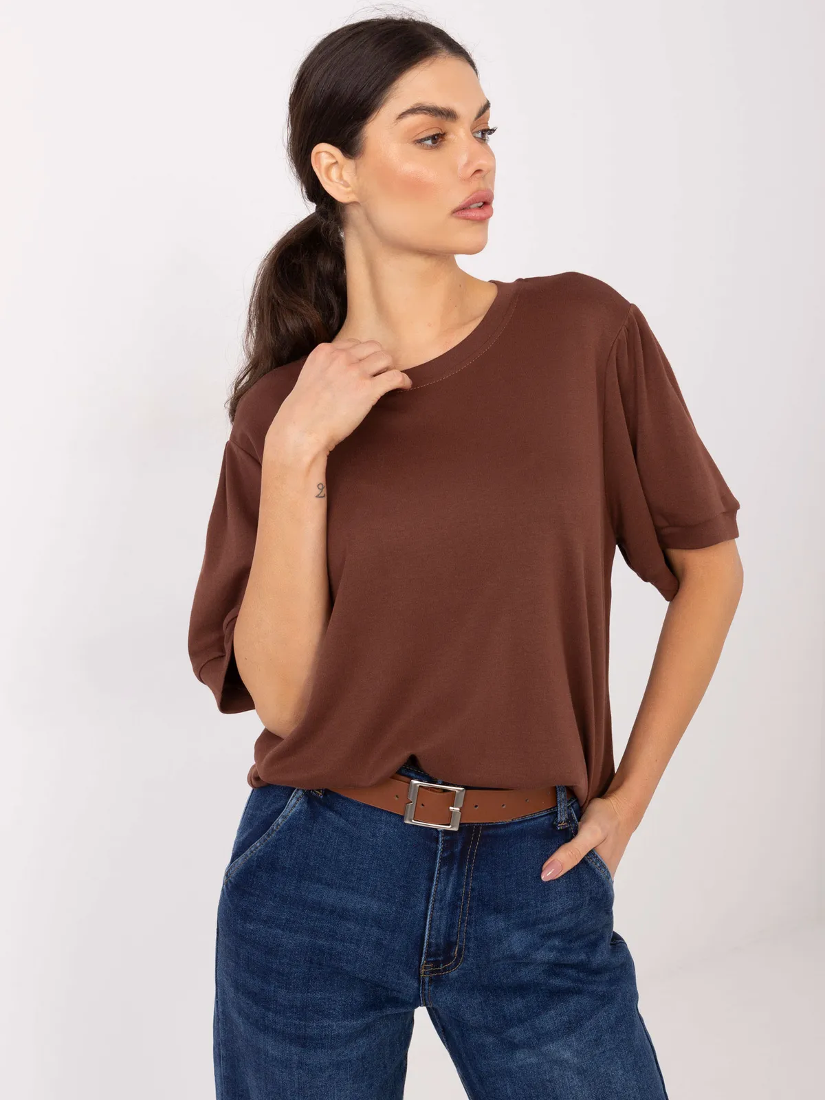 Casualowa bluzka z bufiastymi rękawami o kroju oversize - zdjęcie 1