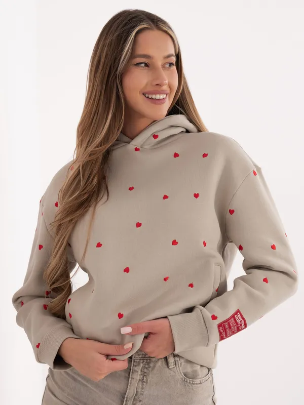 Casualowa bluza z kapturem w serca