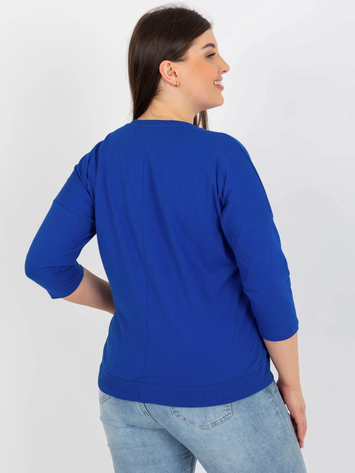 Ciemnoniebieska bluzka plus size z rękawem 3/4 - zdjęcie 4