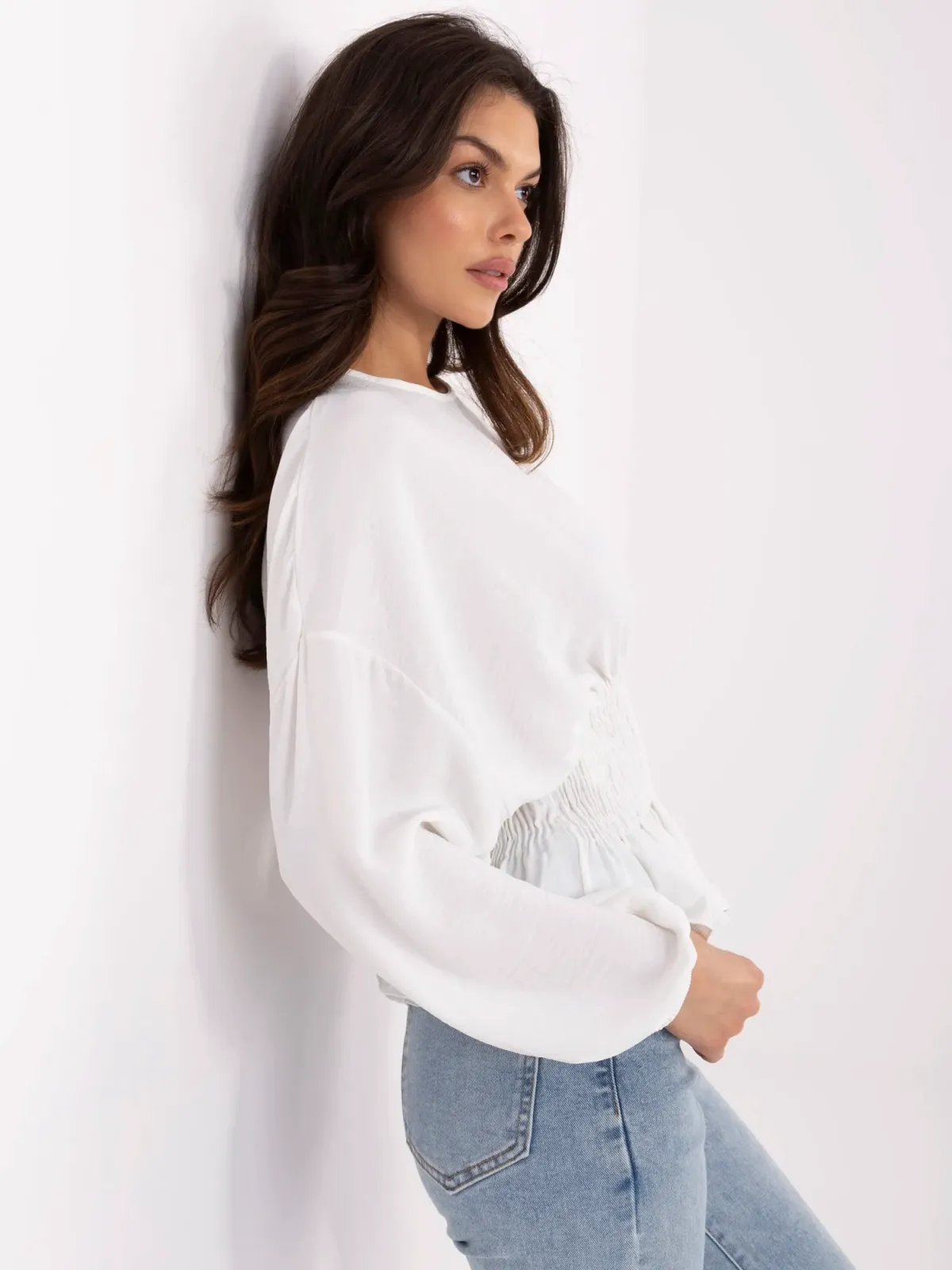 Bluzka z marszczoną talią i bufiastymi rękawami - zdjęcie 1