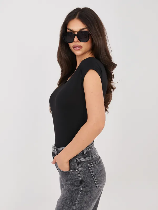 Casualowy T-shirt z dekoltem w serek