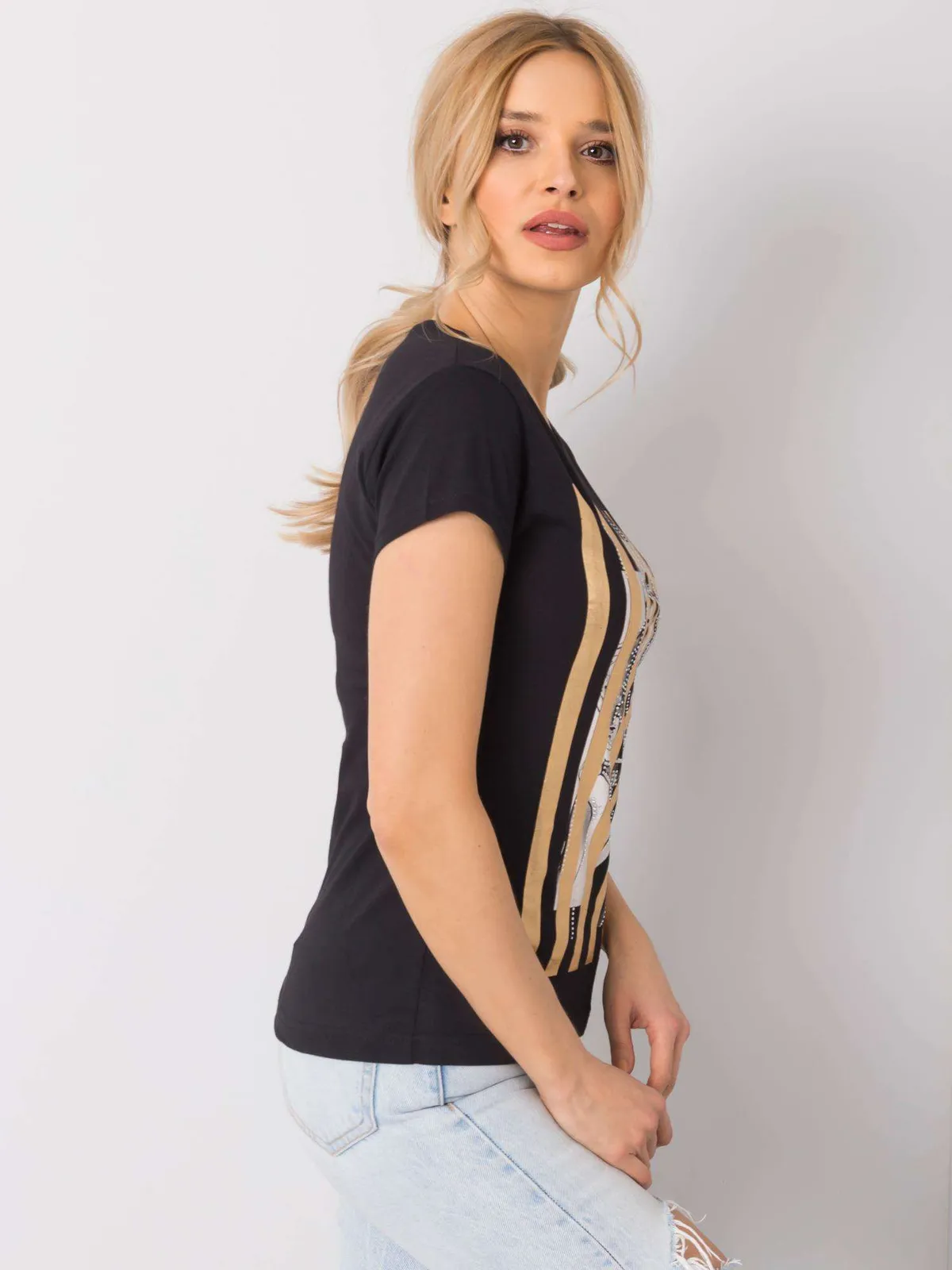 Czarny t-shirt Monnique - zdjęcie 2