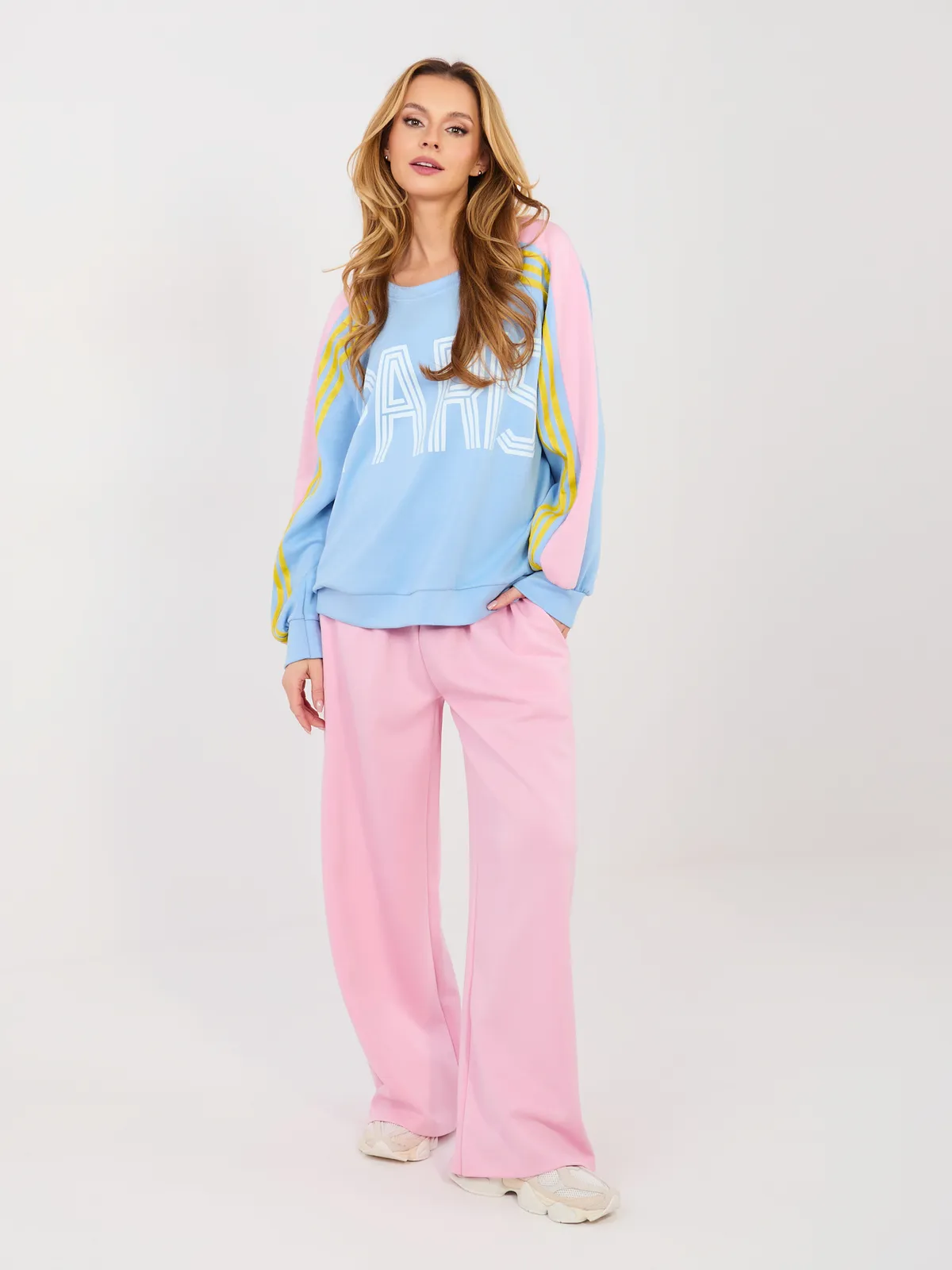 Luźna bluza oversize z nadrukiem i lampasami - zdjęcie 1