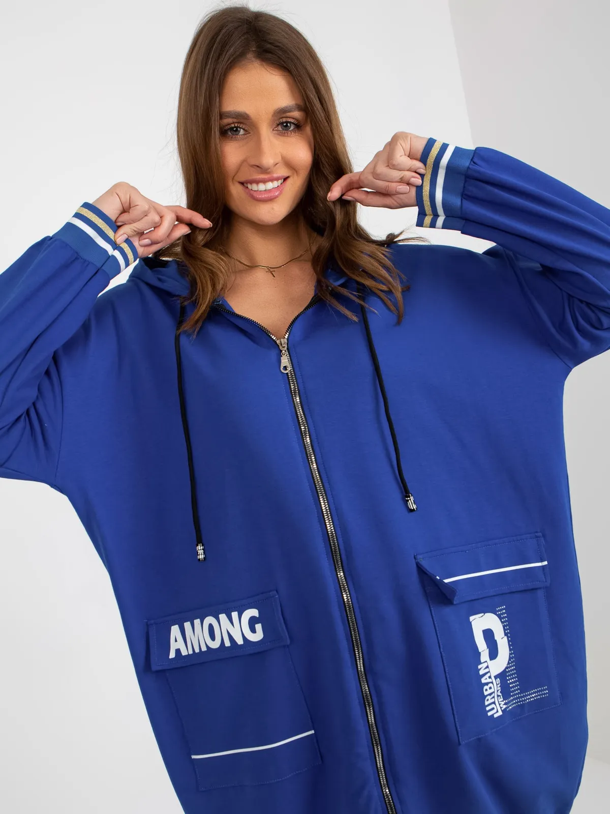 Beżowa długa bluza rozpinana o kroju oversize - zdjęcie 3