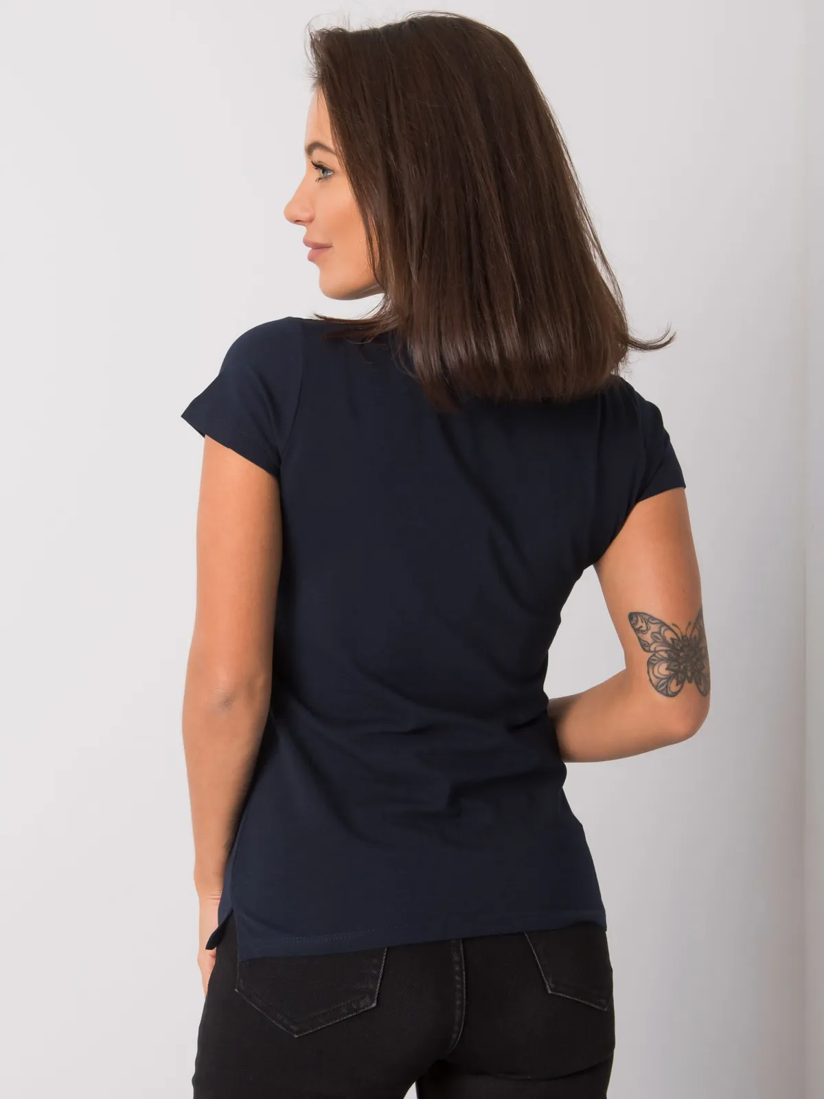 T-shirt w serek granatowy - zdjęcie 3