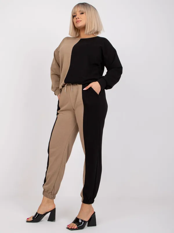 Dwuczęściowy komplet dresowy z bluzą oversize i joggerami