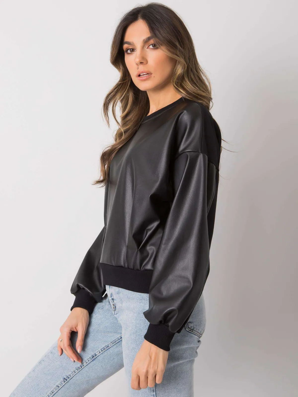 Bluza o kroju oversize z bufiastymi rękawami - zdjęcie 1