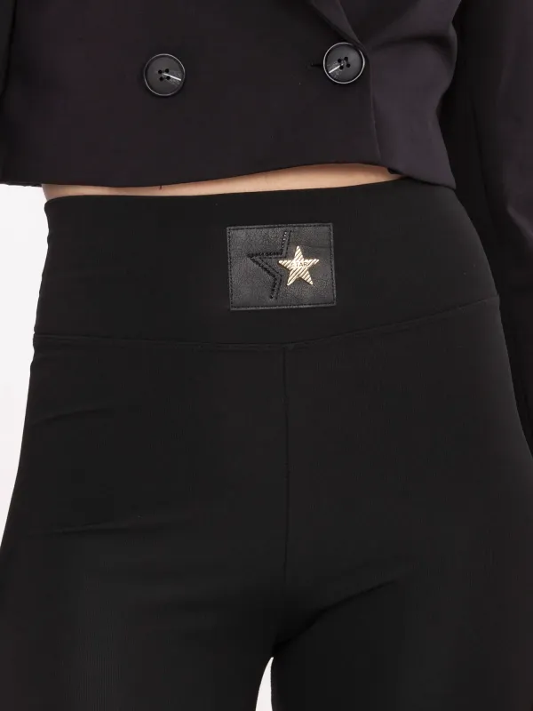 Dopasowane legginsy z wysokim stanem i aplikacją