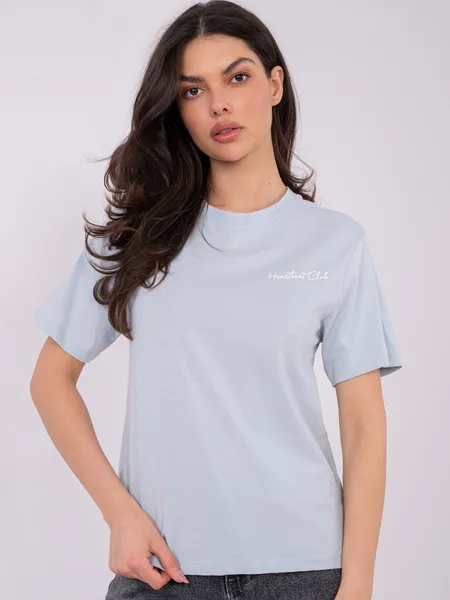 Casualowy t-shirt z subtelnym nadrukiem na plecach