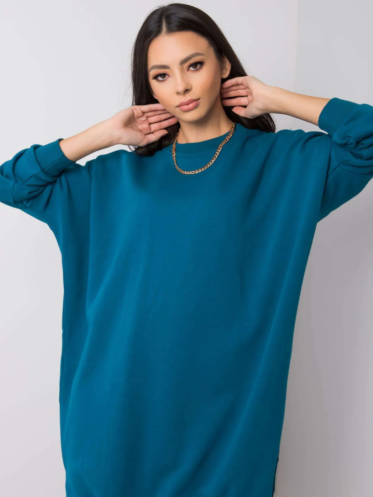 Morska sukienka dresowa oversize - zdjęcie 3