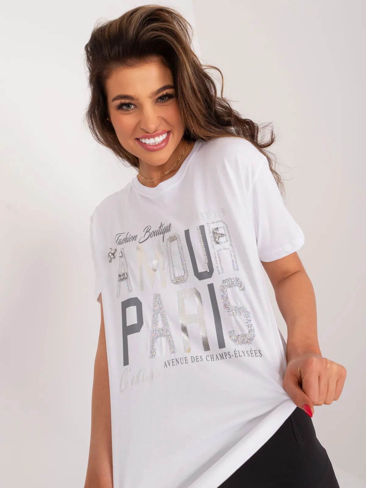 Casualowy t-shirt z ozdobnym nadrukiem w stylu paryskim - zdjęcie 1