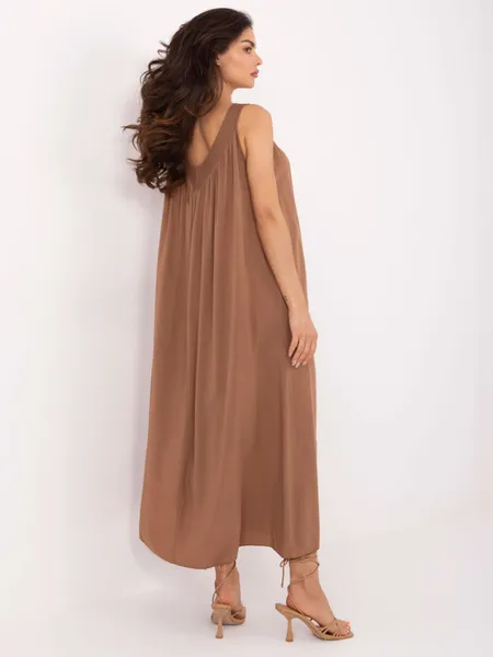 Sukienka maxi o kroju oversize z wykończeniem typu crochet