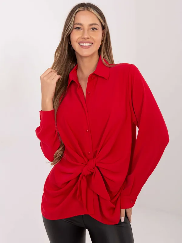 Koszula z ozdobnym wiązaniem w talii