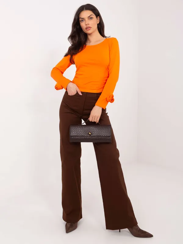 Dopasowana bluzka z marszczeniami i ozdobnymi mankietami - widok 2