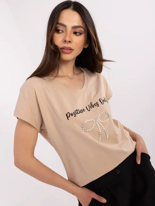 T-shirt z napisem i zdobieniem w kształcie kokardy - widok 2