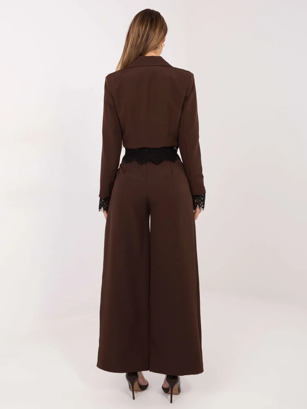 Eleganckie spodnie z wysokim stanem o kroju wide leg - zdjęcie 1