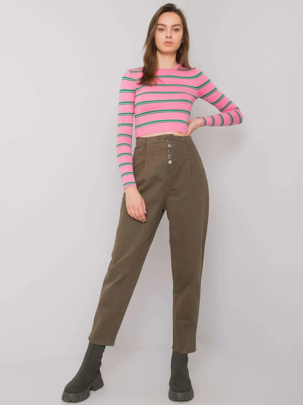 Spodnie typu mom fit z wysokim stanem - zdjęcie 1