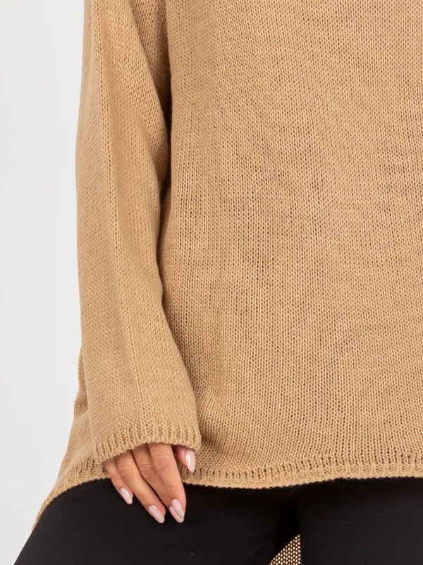 Camelowy sweter oversize z dłuższym tyłem OCH BELLA