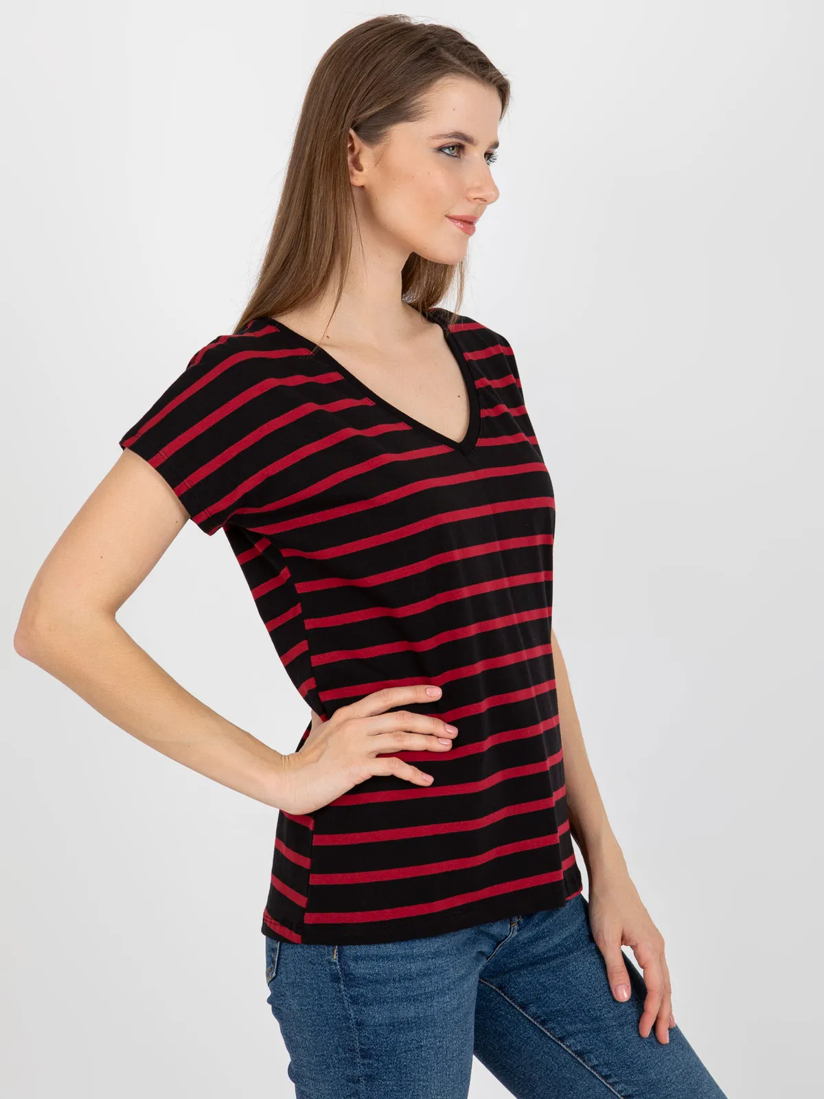 Czarno-czerwony damski t-shirt basic w paski z bawełny - zdjęcie 5