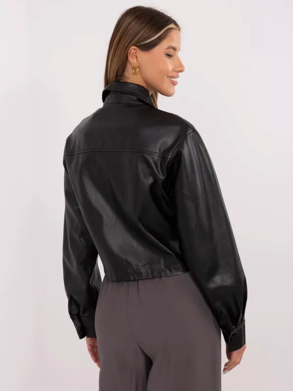 Krótka kurtka typu koszulowego o kroju oversize - widok 2