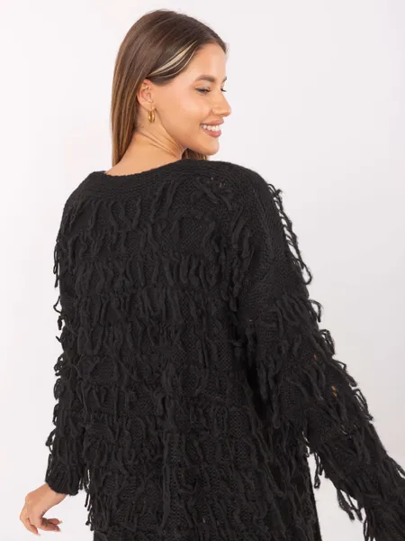 Długi kardigan z frędzlami w stylu boho