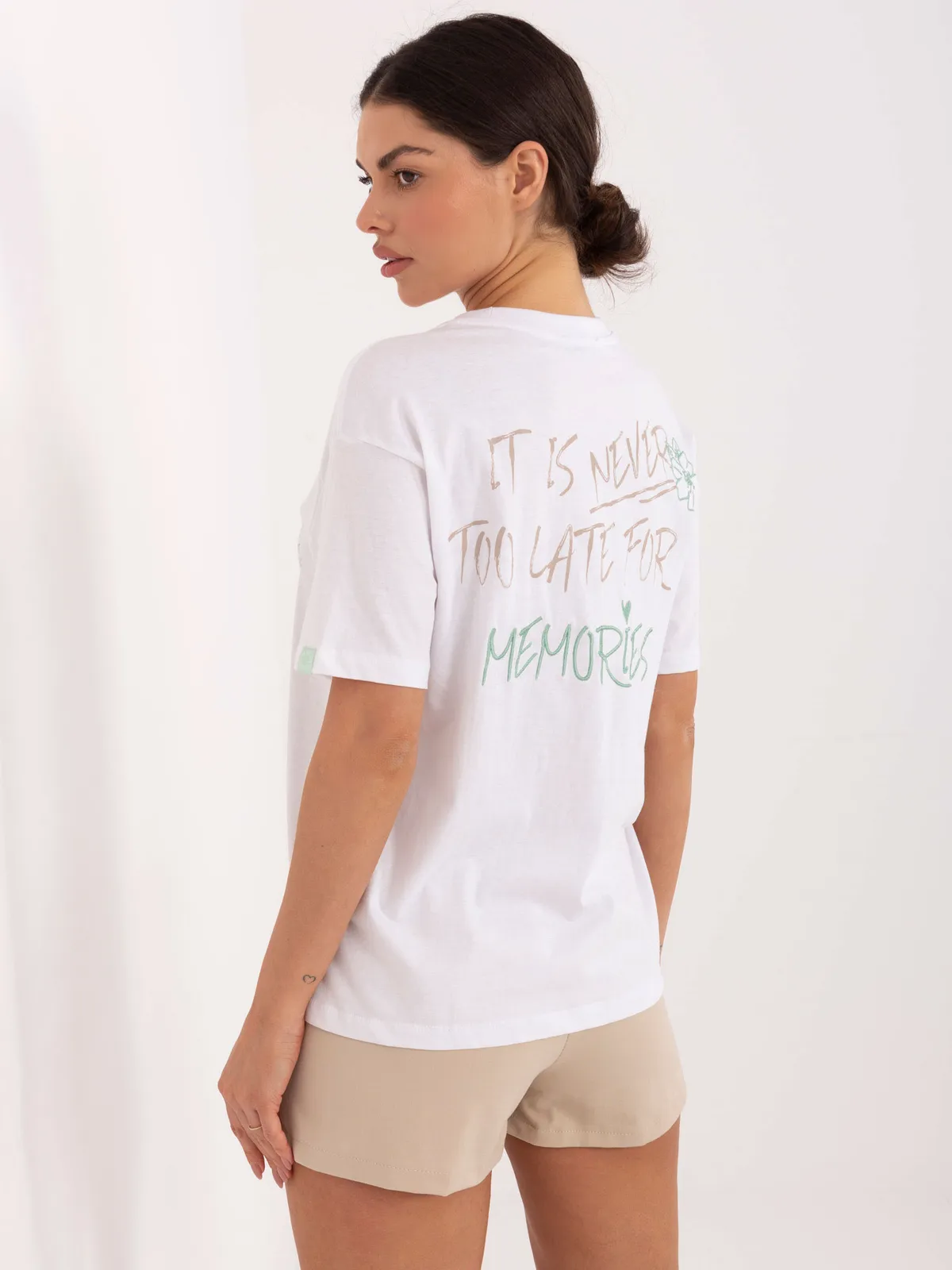 Casualowy t-shirt z nadrukiem w stylu retro - zdjęcie 5