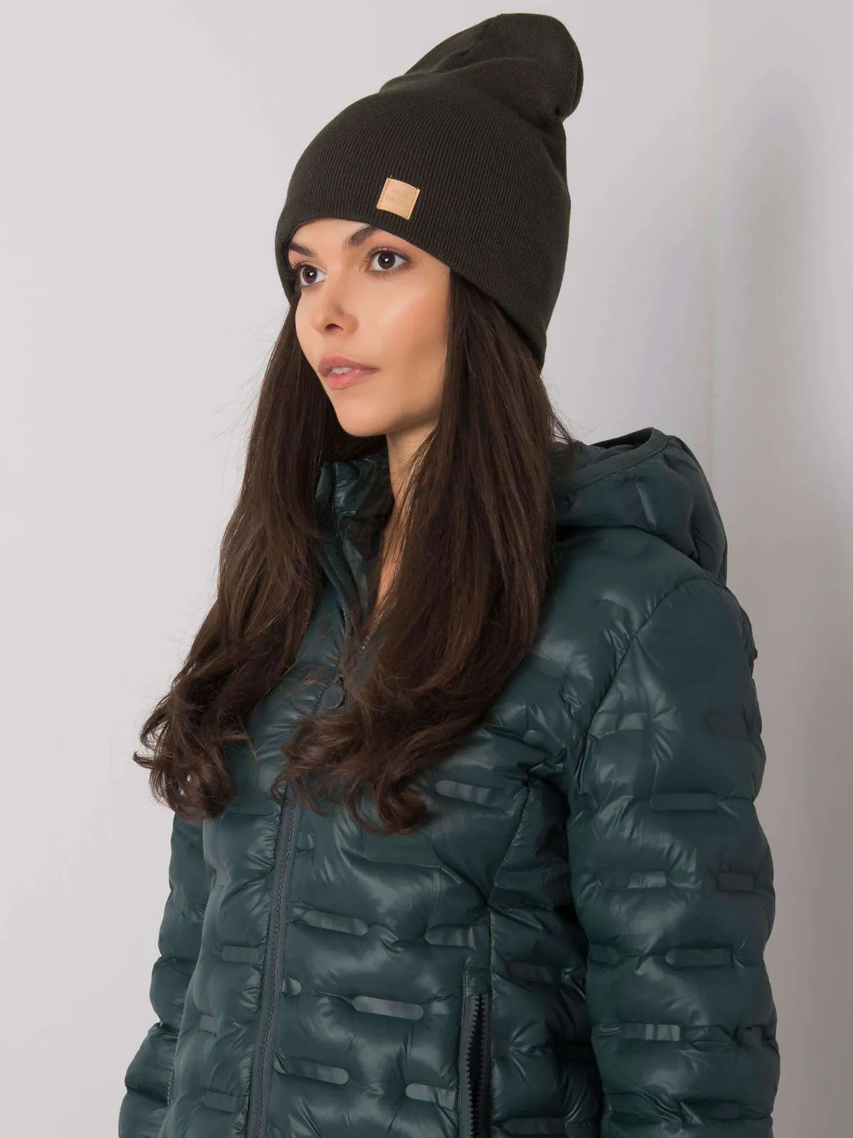 Szara czapka beanie - zdjęcie 2