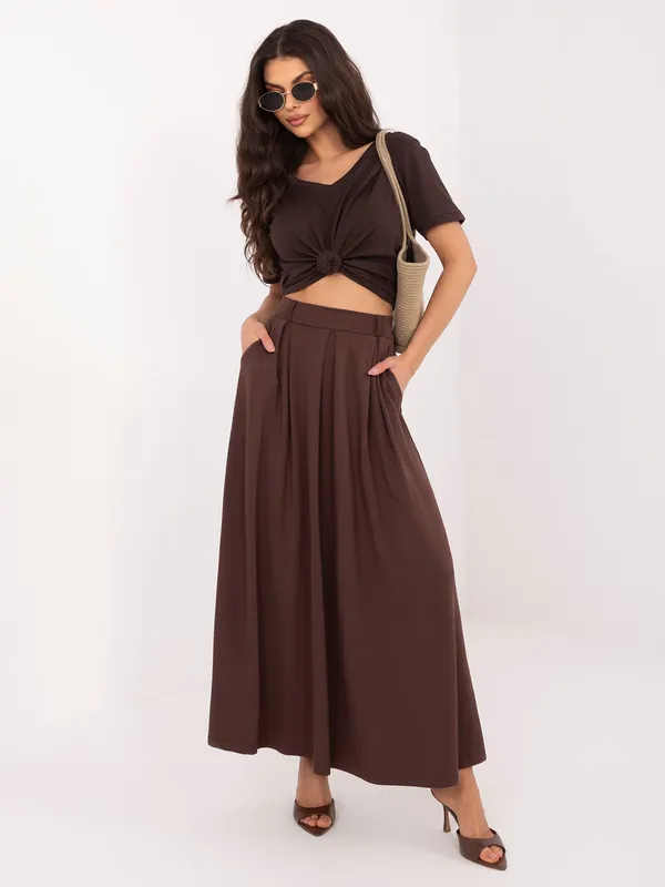 Elegancka spódnica maxi z praktycznymi kieszeniami - widok 2