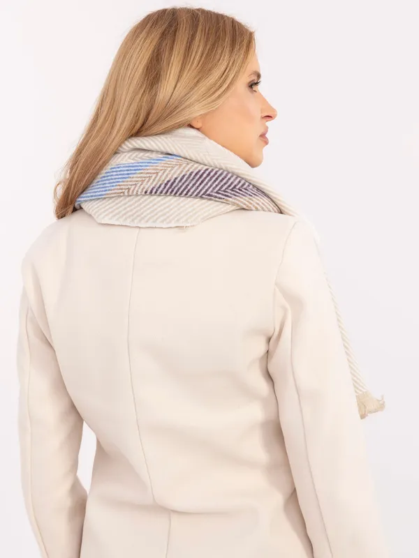 Klasyczny szalik z frędzlami w jodełkę - widok 2